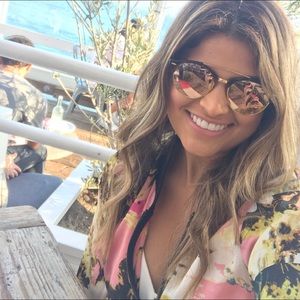 Meet your Posher, Daniela